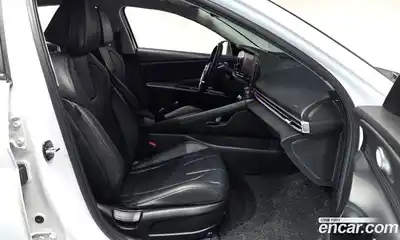 Hyundai Avante 2021 1.6 Автомат в Москве № 670093, миниатюра 9