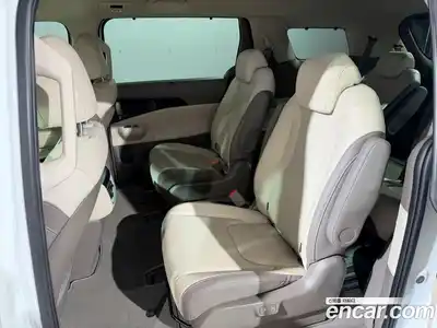 Kia Canival 2024 1.6 Автомат в Москве № 670467, миниатюра 7