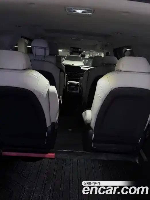 Kia Canival 2023 3.5 Автомат в Москве № 670580, фото 12