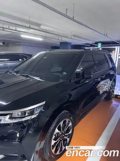 Kia Canival 2023 3.5 Автомат в Москве № 670580, миниатюра 3