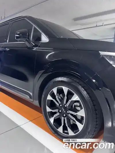 Kia Canival 2023 3.5 Автомат в Москве № 670580, миниатюра 5