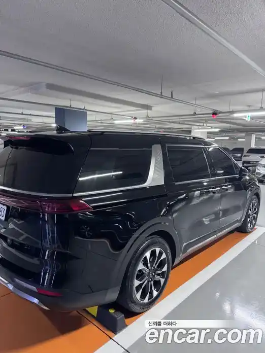 Kia Canival 2023 3.5 Автомат в Москве № 670580, фото 8