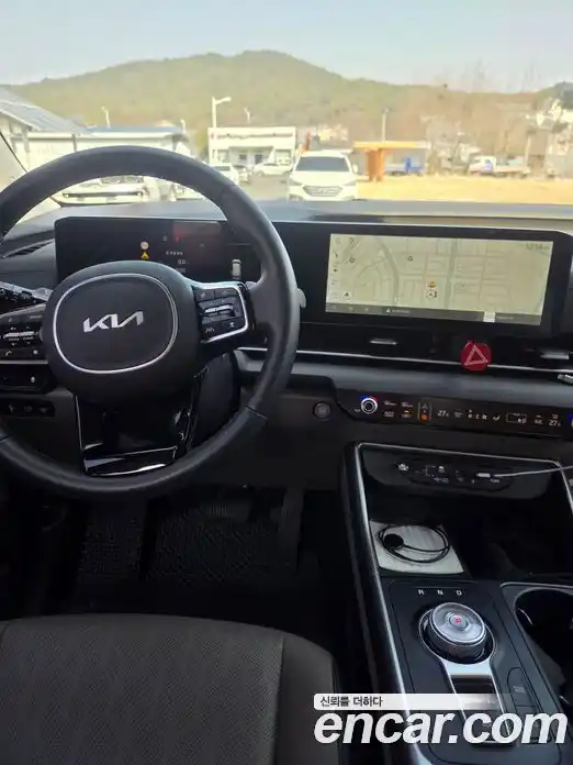 Kia Canival 2024 1.6 Автомат в Москве № 670888, фото 3