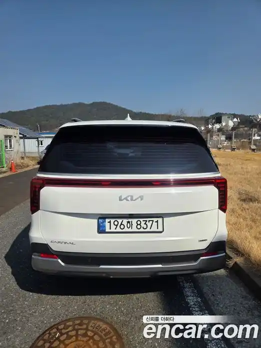 Kia Canival 2024 1.6 Автомат в Москве № 670888, фото 5