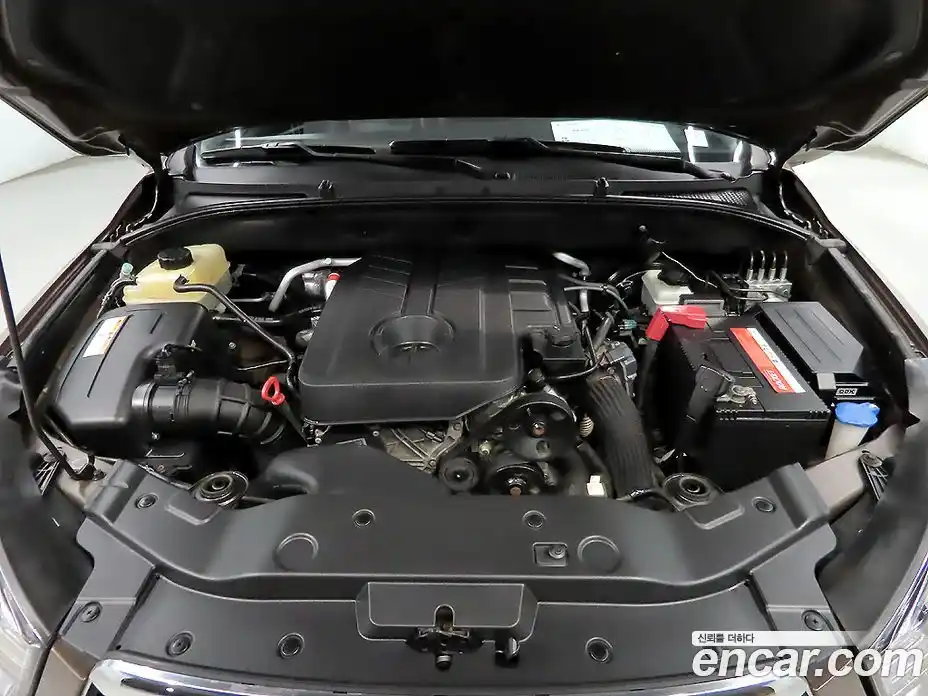 SsangYong Korando 2014 2.0 Автомат в Москве № 672138, фото 6