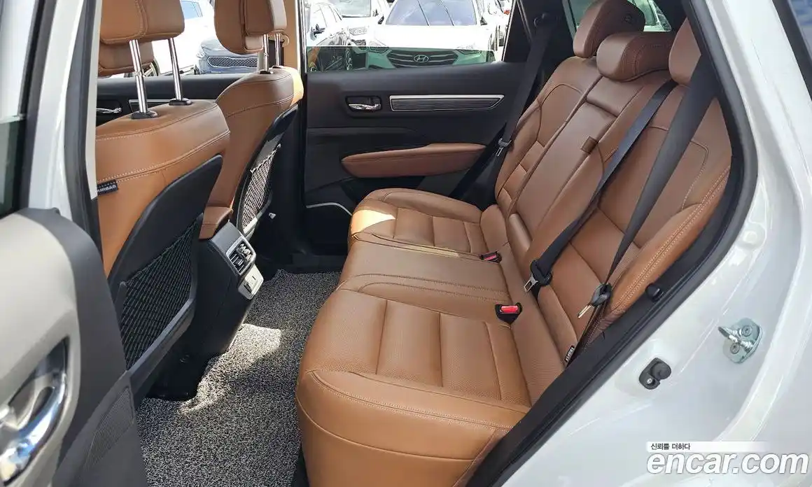 Renault QM6 2023 2.0 Автомат в Москве № 672379, фото 12