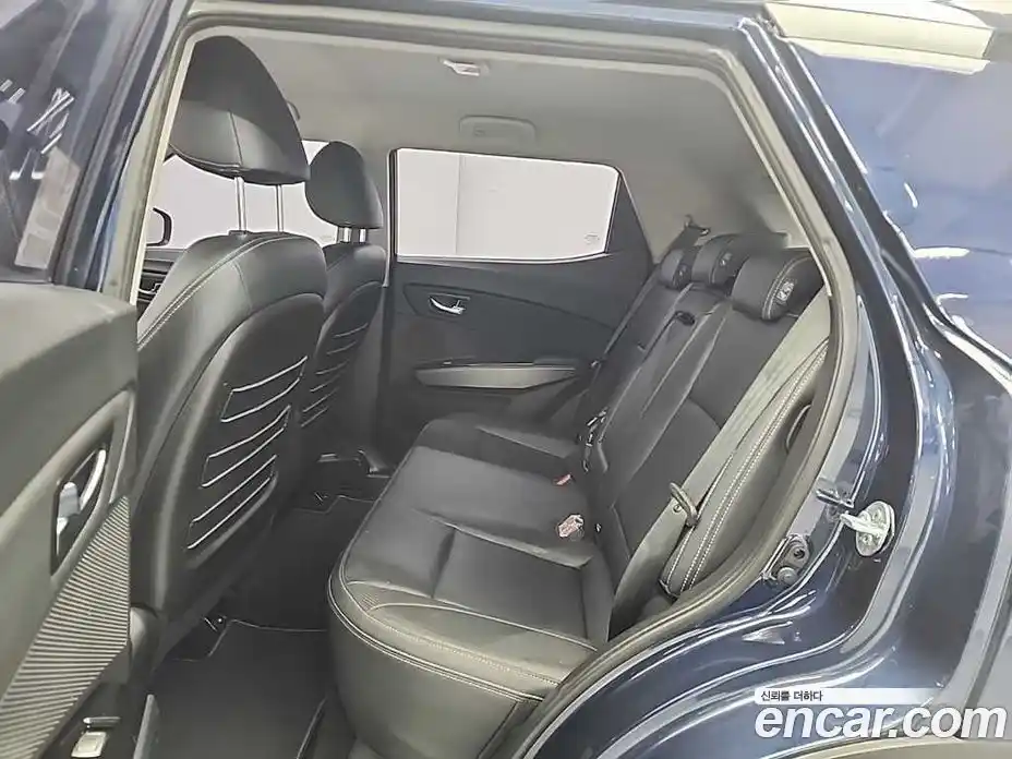 SsangYong TIBOLI 2017 1.6 Автомат в Москве № 672450, фото 12