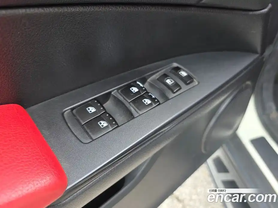 SsangYong Korando 2012 2.0 Автомат в Москве № 672629, фото 16