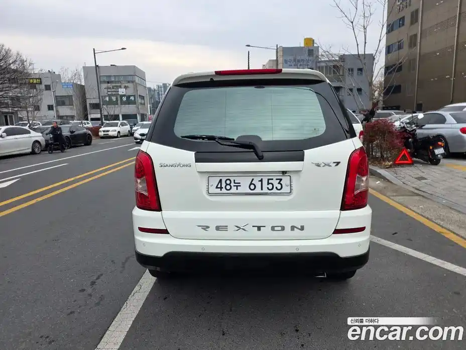 SsangYong Rexton 2013 2.0 Автомат в Москве № 672634, фото 3