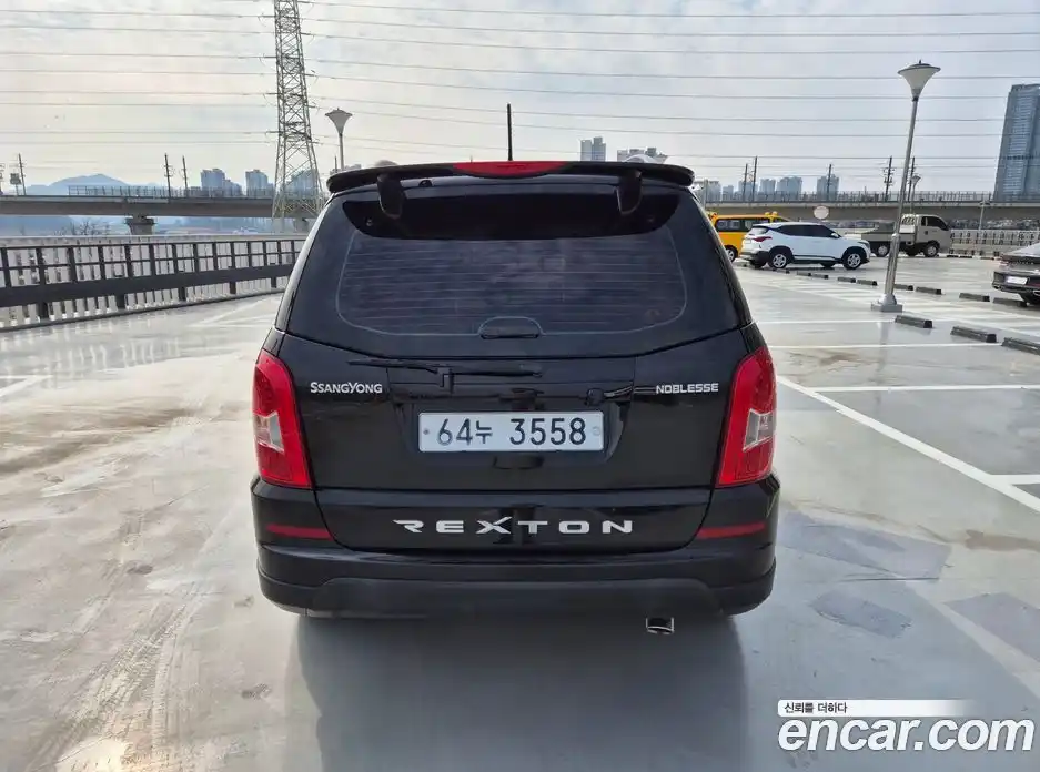 SsangYong Rexton 2014 2.0 Автомат в Москве № 672649, фото 4
