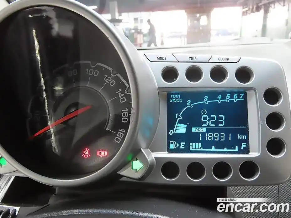 Chevrolet Spark 2012 1.0 Автомат в Москве № 673362, фото 6