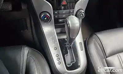 Chevrolet Cruze 2011 1.8 Автомат в Москве № 673384, миниатюра 9