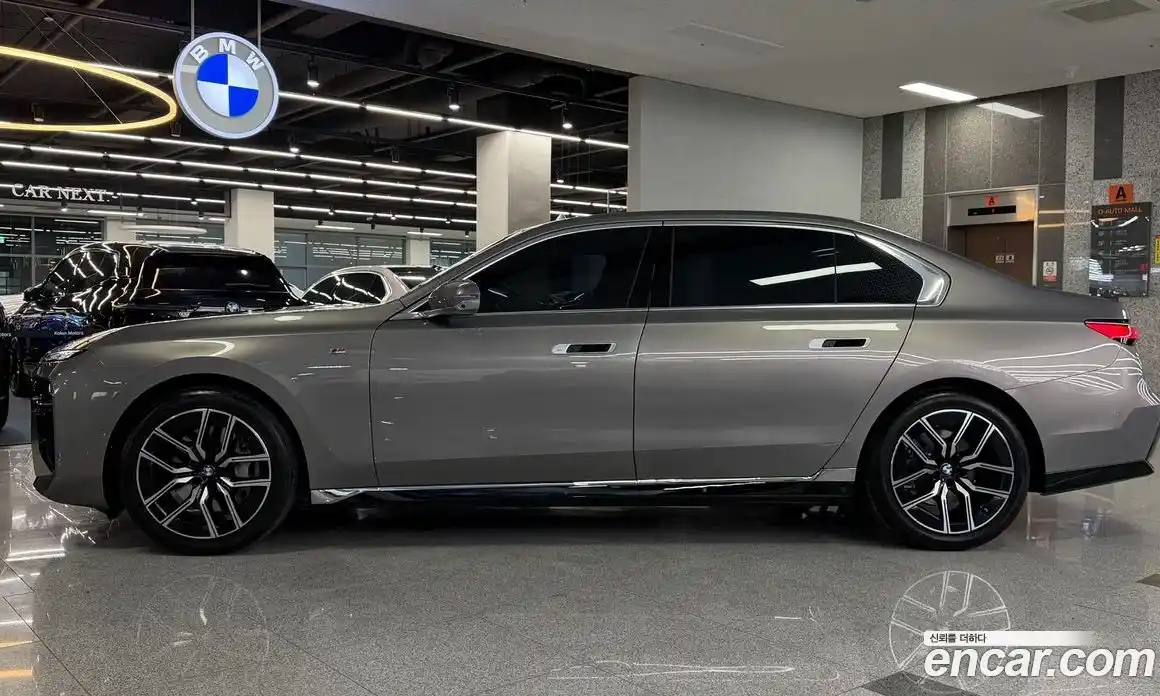 BMW 7-Series 2024 3.0 Автомат в Москве № 674561, фото 13