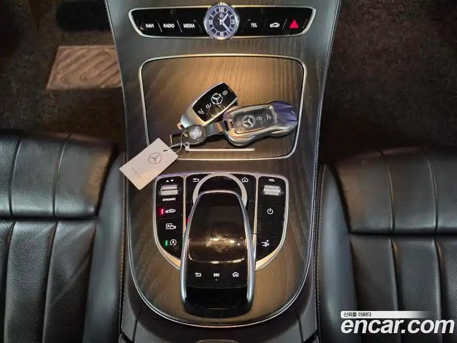 Mercedes-Benz E-Class 2018 1.9 Автомат в Москве № 677254, фото 12