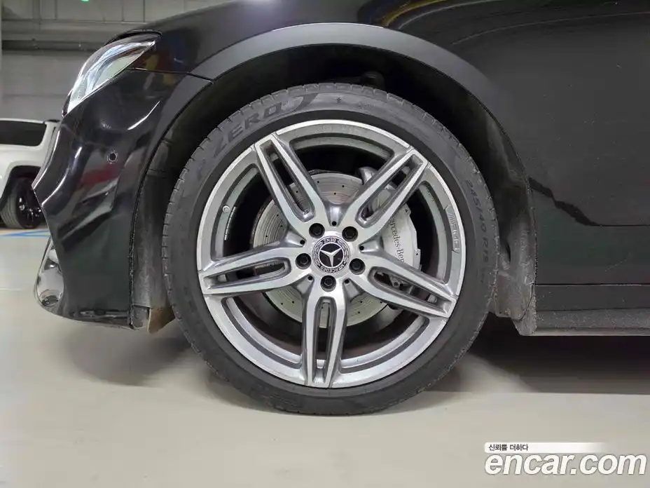 Mercedes-Benz E-Class 2018 1.9 Автомат в Москве № 677254, фото 5