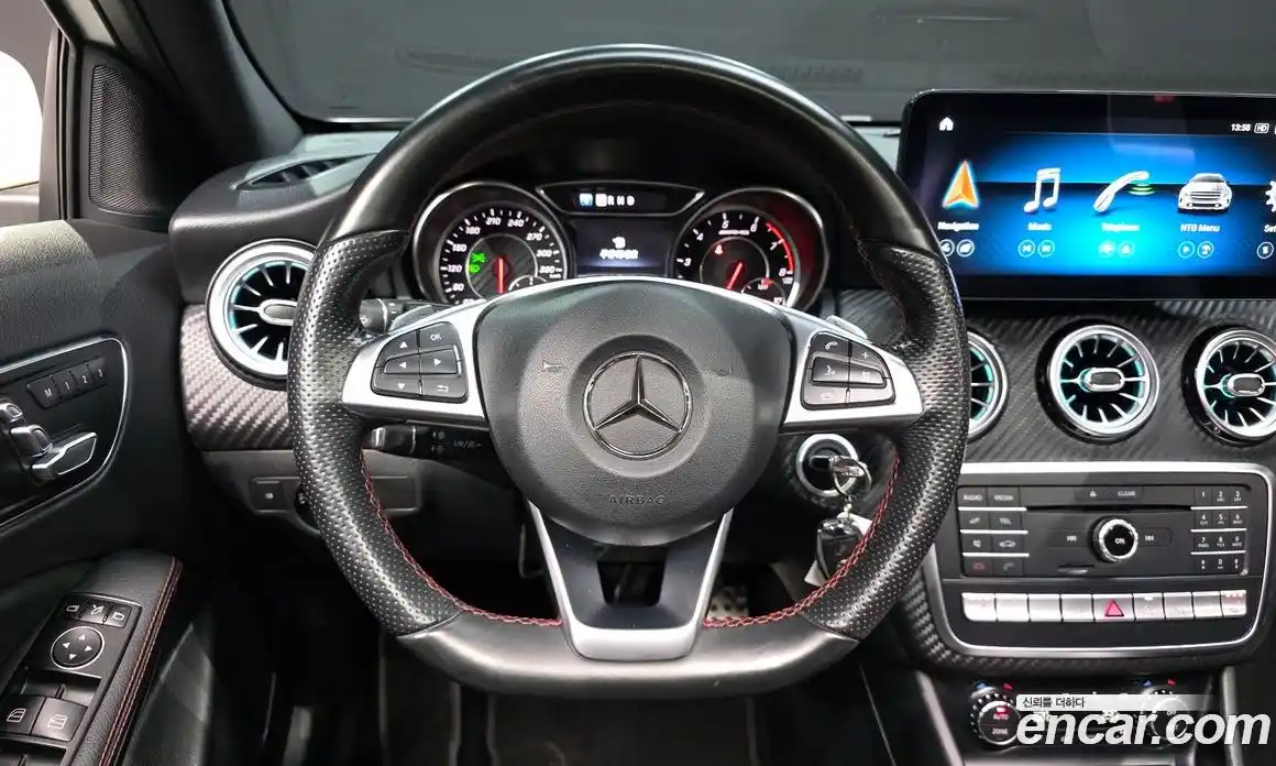 Mercedes-Benz A-Class 2017 2.0 Автомат в Москве № 677776, фото 13