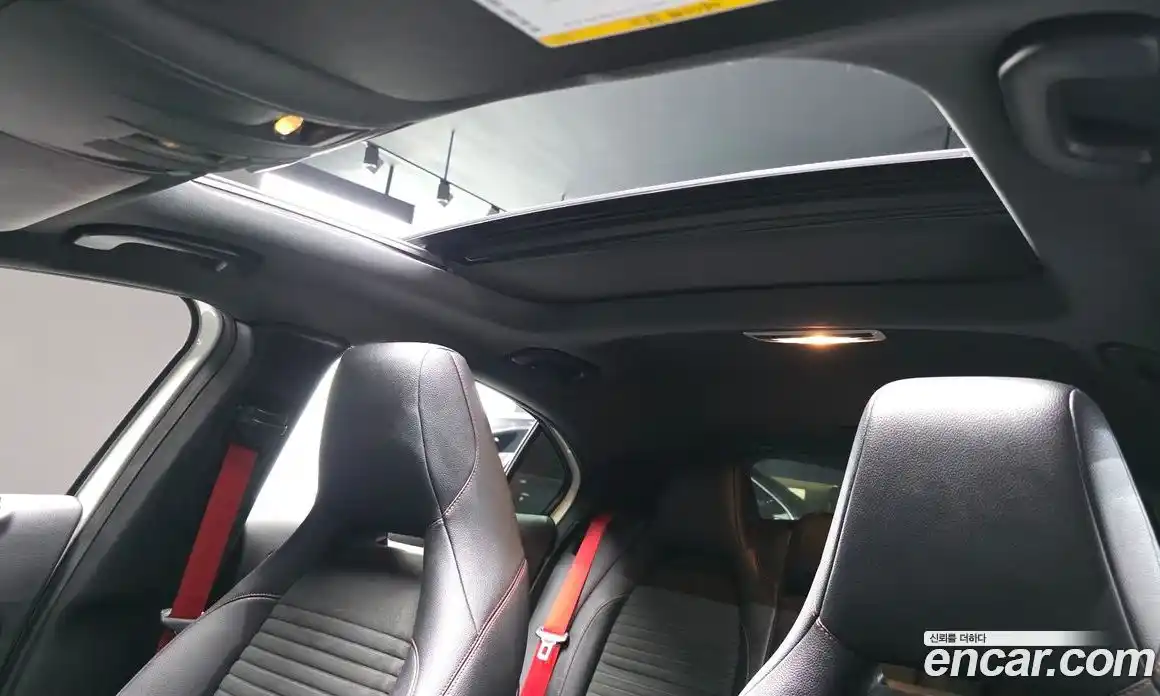 Mercedes-Benz A-Class 2017 2.0 Автомат в Москве № 677776, фото 20