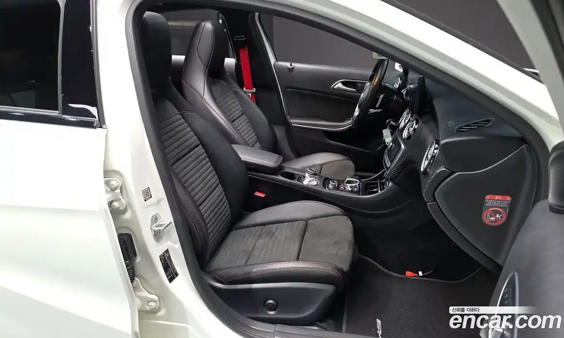 Mercedes-Benz A-Class 2017 2.0 Автомат в Москве № 677776, фото 10