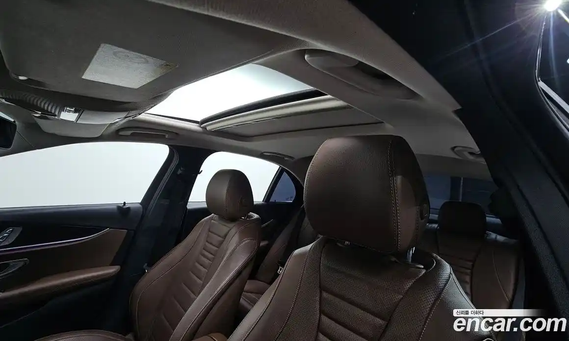 Mercedes-Benz E-Class 2019 2.0 Автомат в Москве № 677784, фото 16