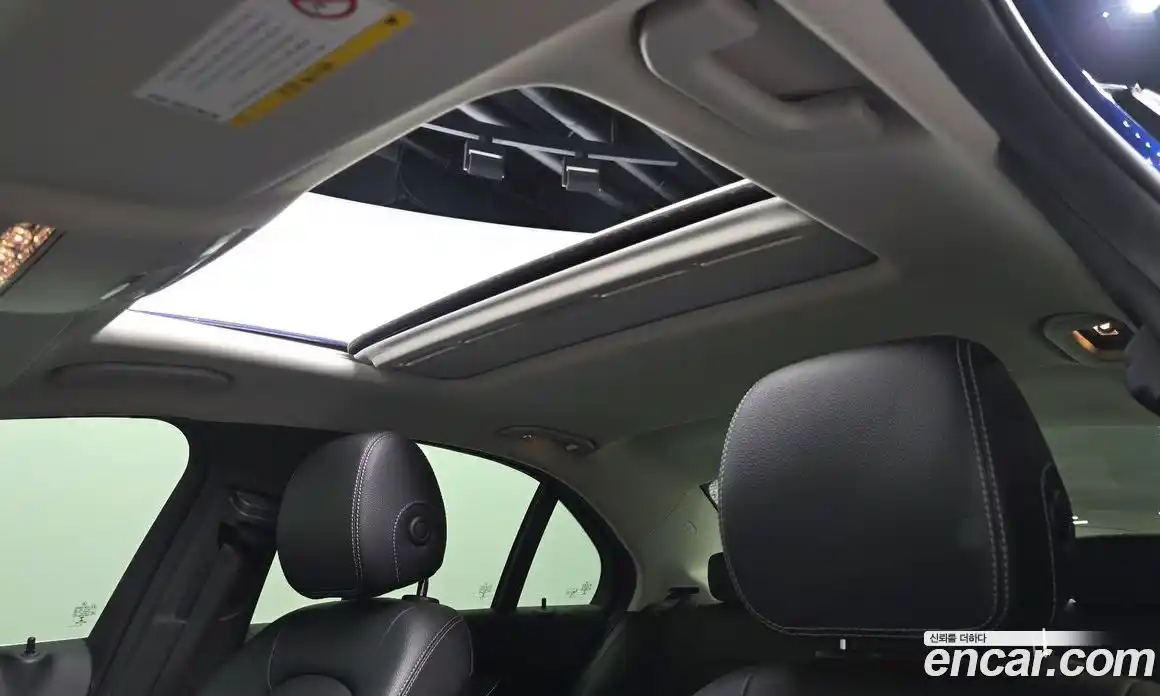 Mercedes-Benz C-Class 2017 2.0 Автомат в Москве № 677810, фото 15