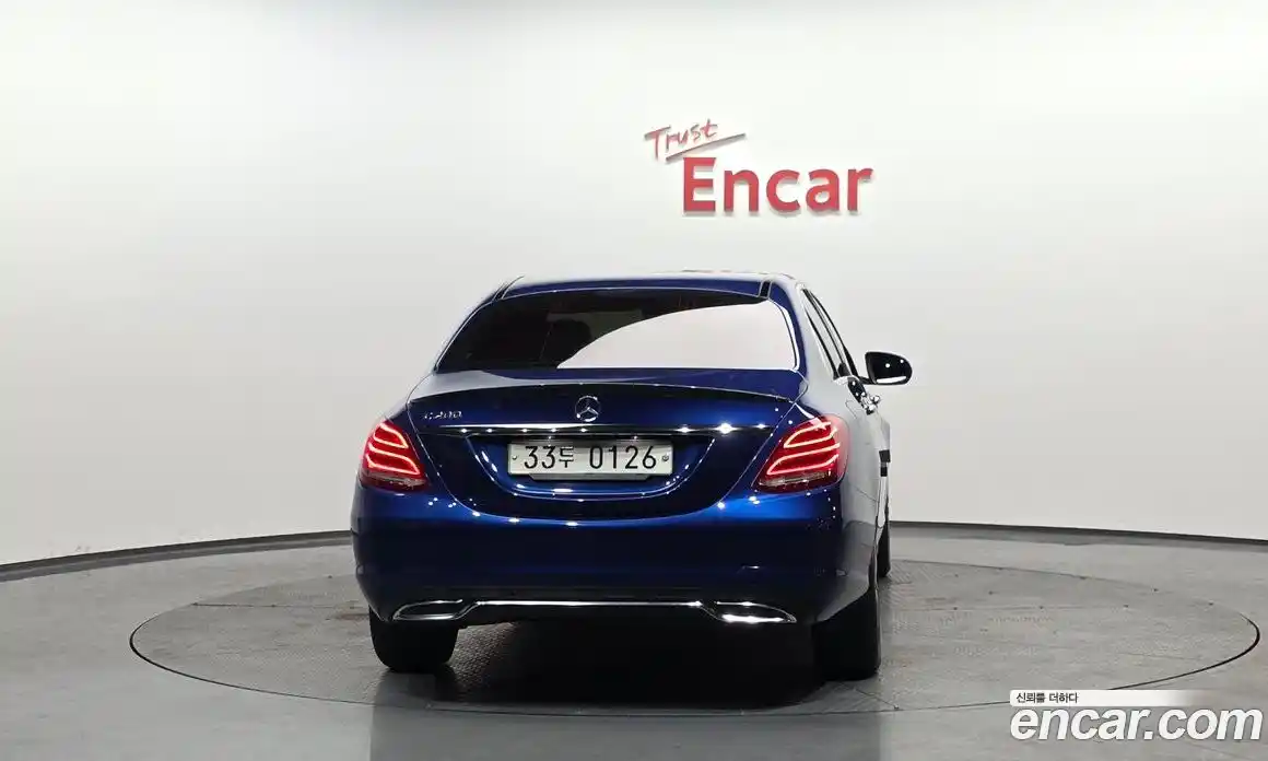 Mercedes-Benz C-Class 2017 2.0 Автомат в Москве № 677810, фото 3