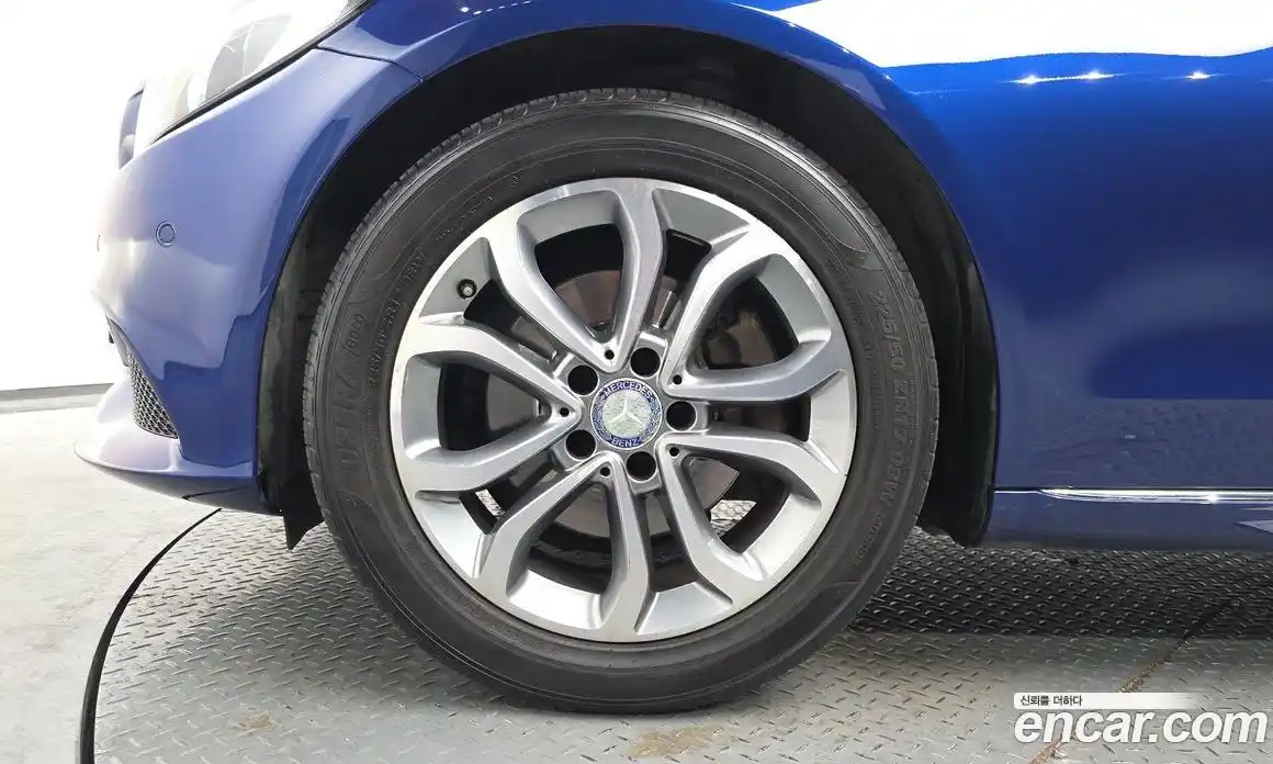 Mercedes-Benz C-Class 2017 2.0 Автомат в Москве № 677810, фото 4