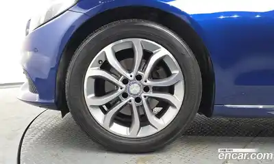 Mercedes-Benz C-Class 2017 2.0 Автомат в Москве № 677810, миниатюра 4