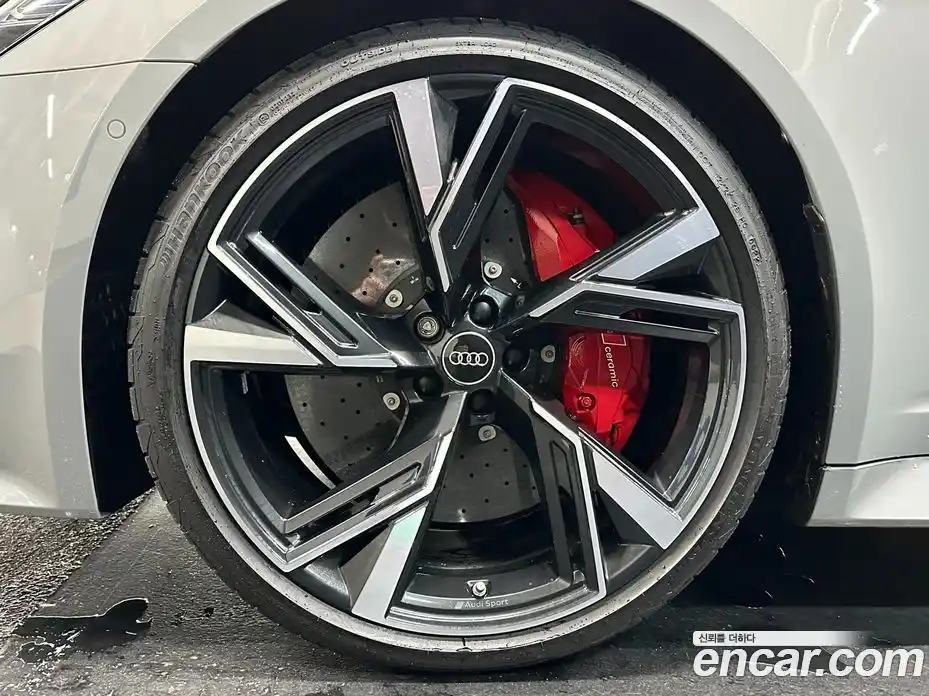 Audi RS6 2022 4.0 Автомат в Москве № 677836, фото 5