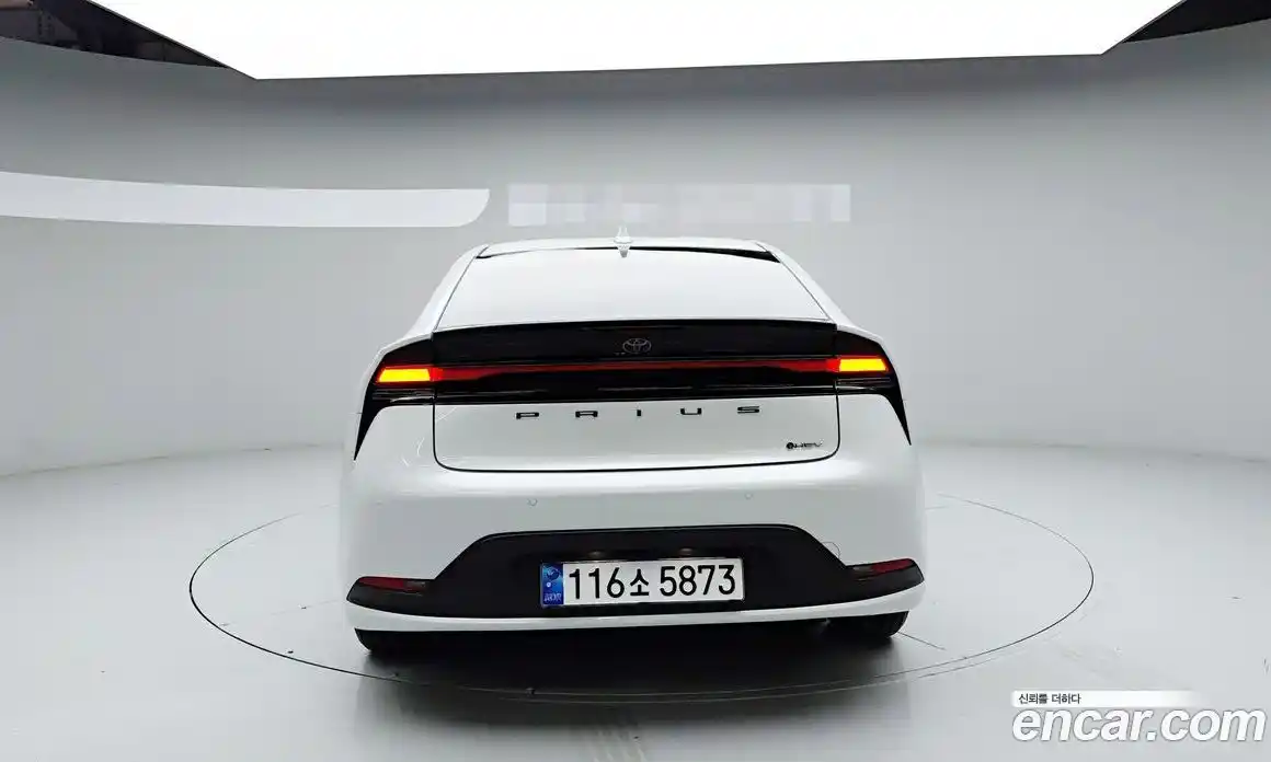 Toyota Prius 2024 2.0 Автомат в Москве № 679333, фото 5