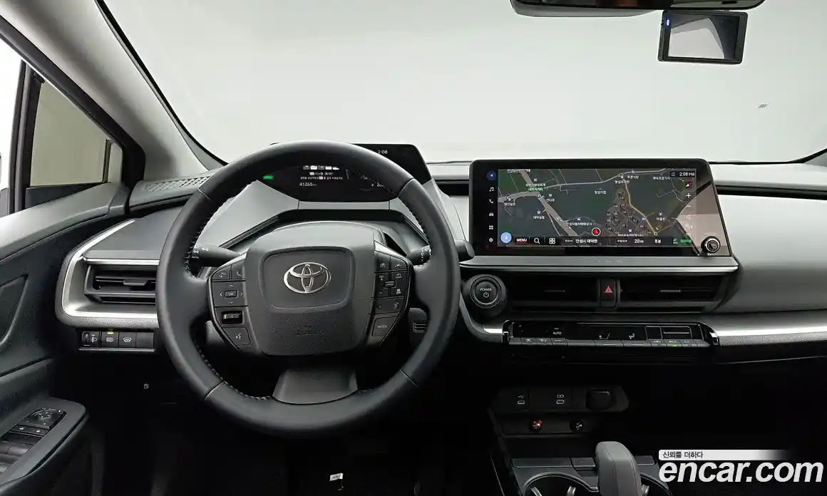 Toyota Prius 2024 2.0 Автомат в Москве № 679333, фото 9