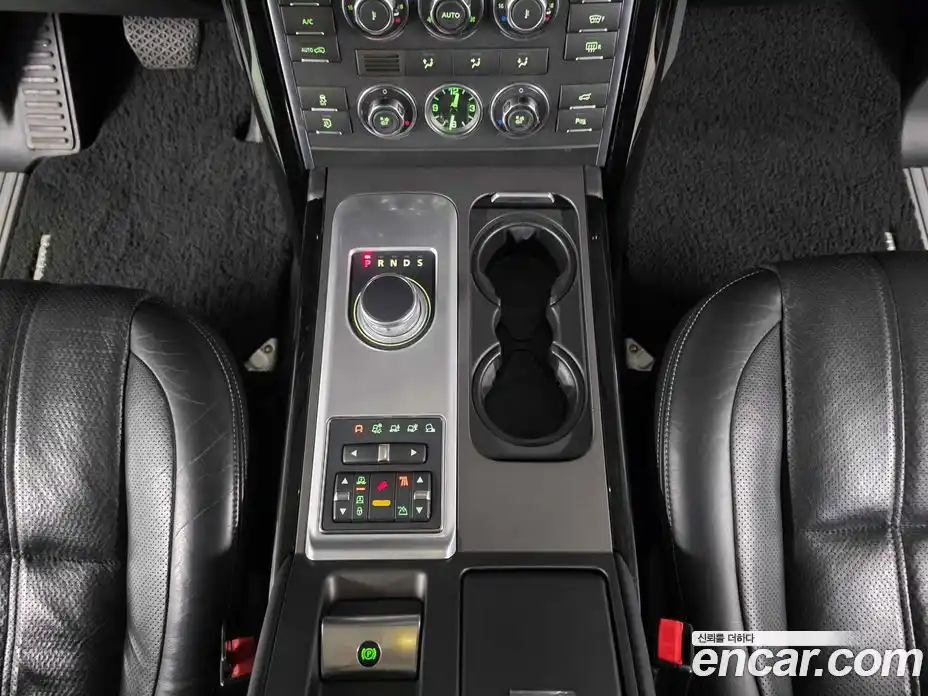 Land Rover Range-Rover 2012 4.4 Автомат в Москве № 679757, фото 10