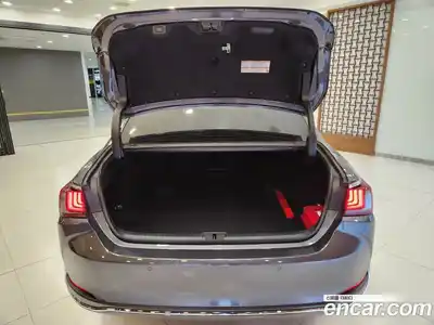 Lexus ES 2026 2.5 Вариатор в Москве № 680331, миниатюра 5