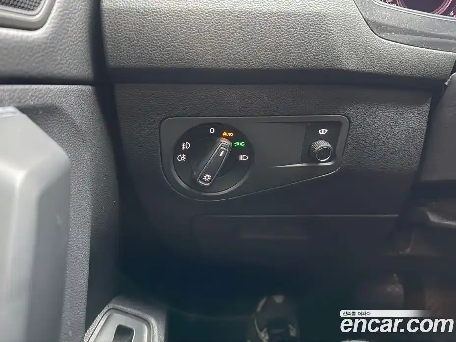 Volkswagen Tiguan 2020 2.0 Автомат в Москве № 680797, фото 15