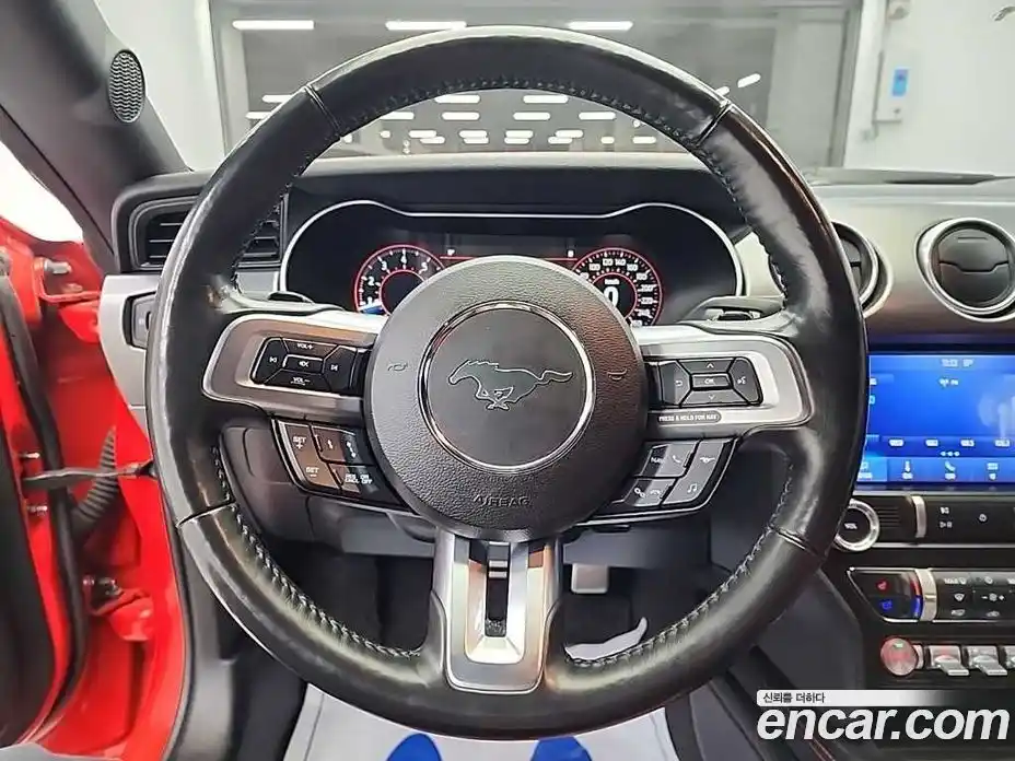 Ford Mustang 2021 2.3 Автомат в Москве № 680930, фото 9