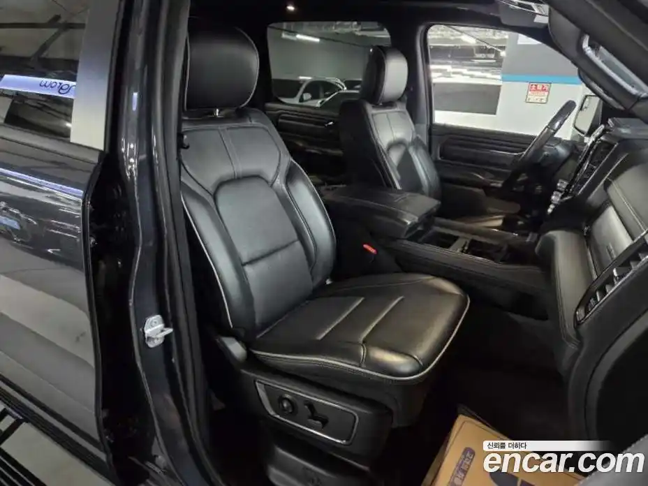 Dodge Ram Pick Up 2022 5.7 Автомат в Москве № 681595, фото 8