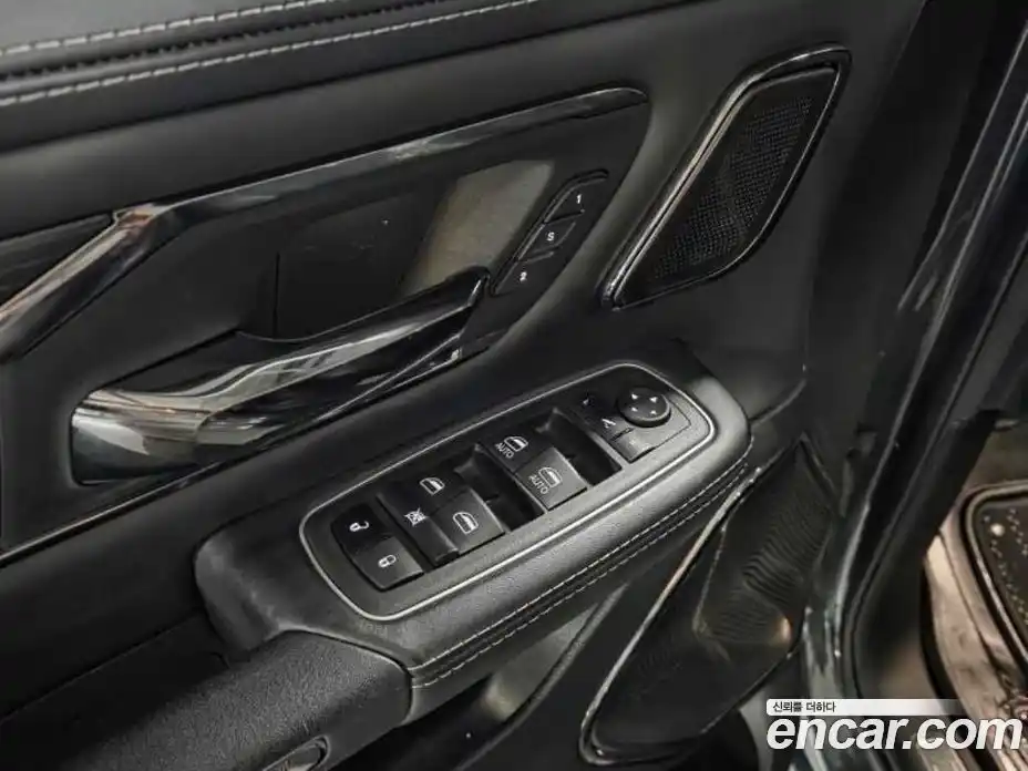 Dodge Ram Pick Up 2022 5.7 Автомат в Москве № 681595, фото 10