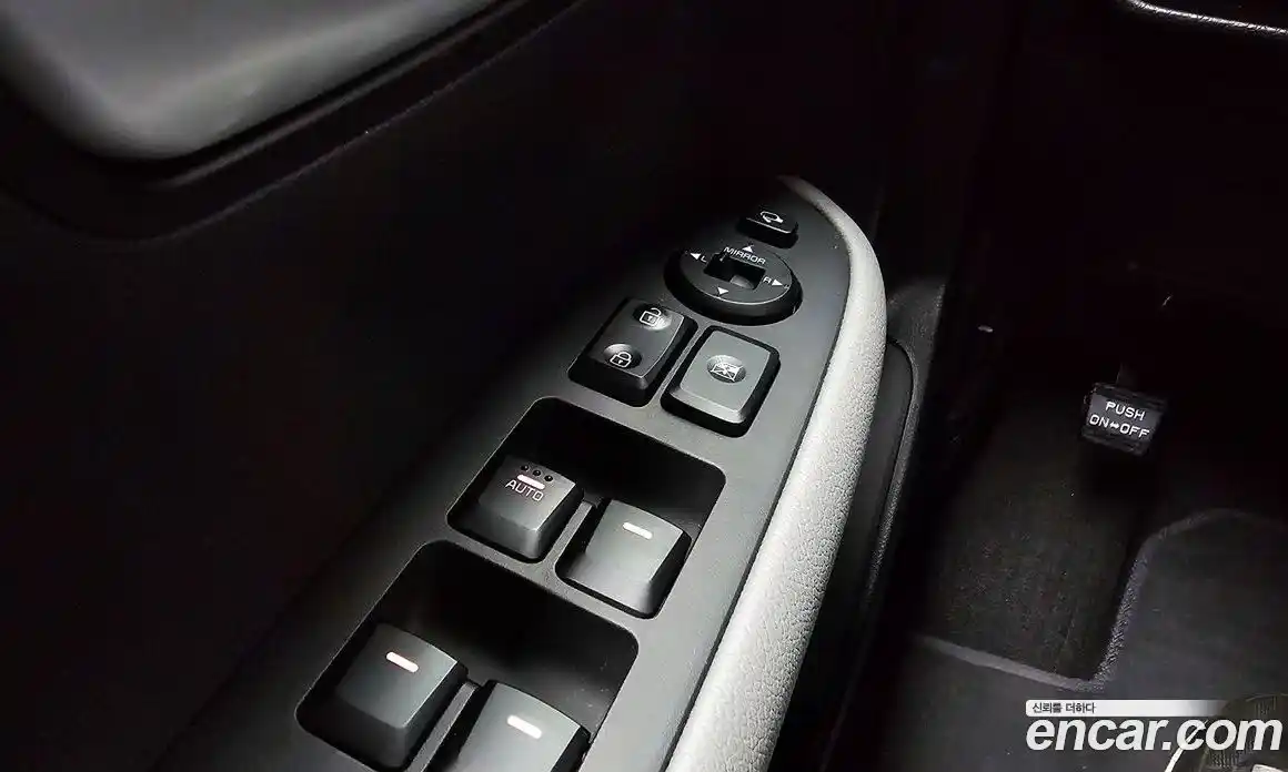 Kia Ray 2023 1.0 Автомат в Москве № 73670, фото 19