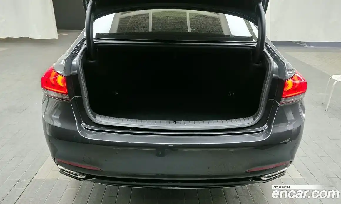 Genesis G80 2018 3.3 Автомат в Москве № 75589, фото 20