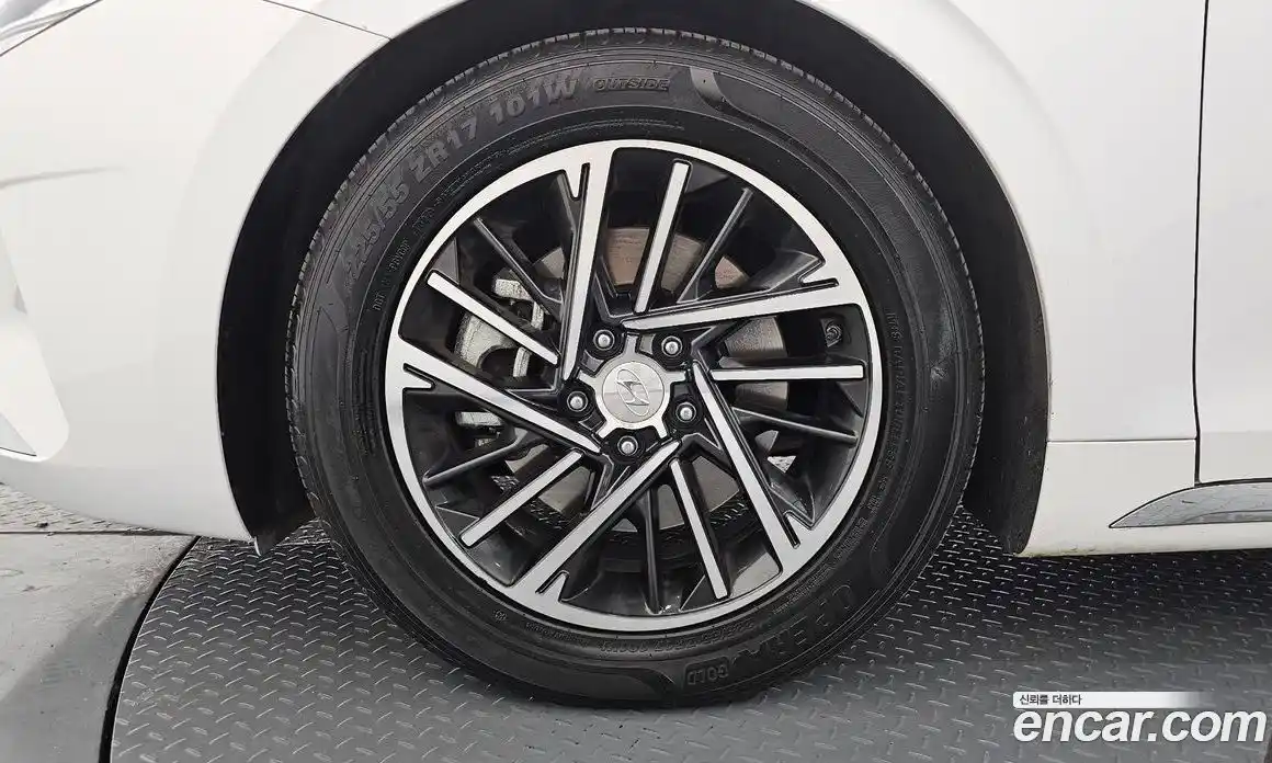 Hyundai Grandeur 2020 2.5 Автомат в Москве № 90584, фото 5