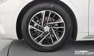 Hyundai Grandeur 2020 2.5 Автомат в Москве № 90584, миниатюра 5