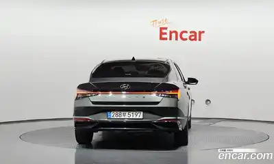 Hyundai Avante 2021 1.6 Автомат в Москве № 9260, миниатюра 4