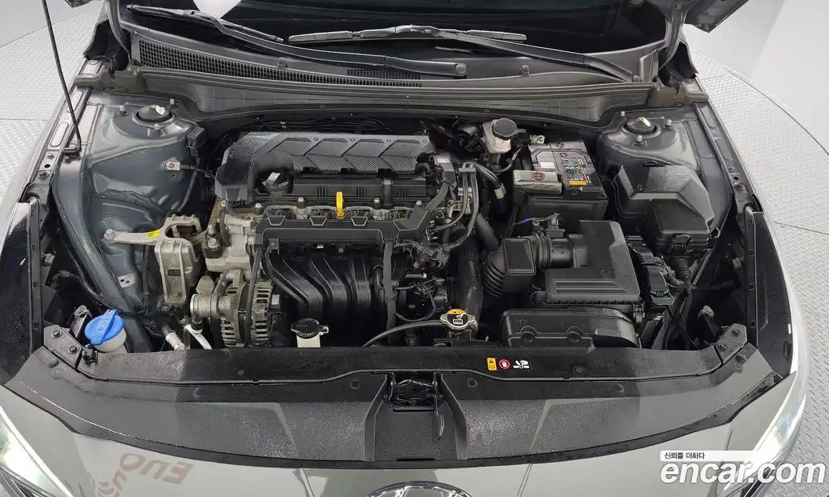 Hyundai Avante 2021 1.6 Автомат в Москве № 9260, фото 6