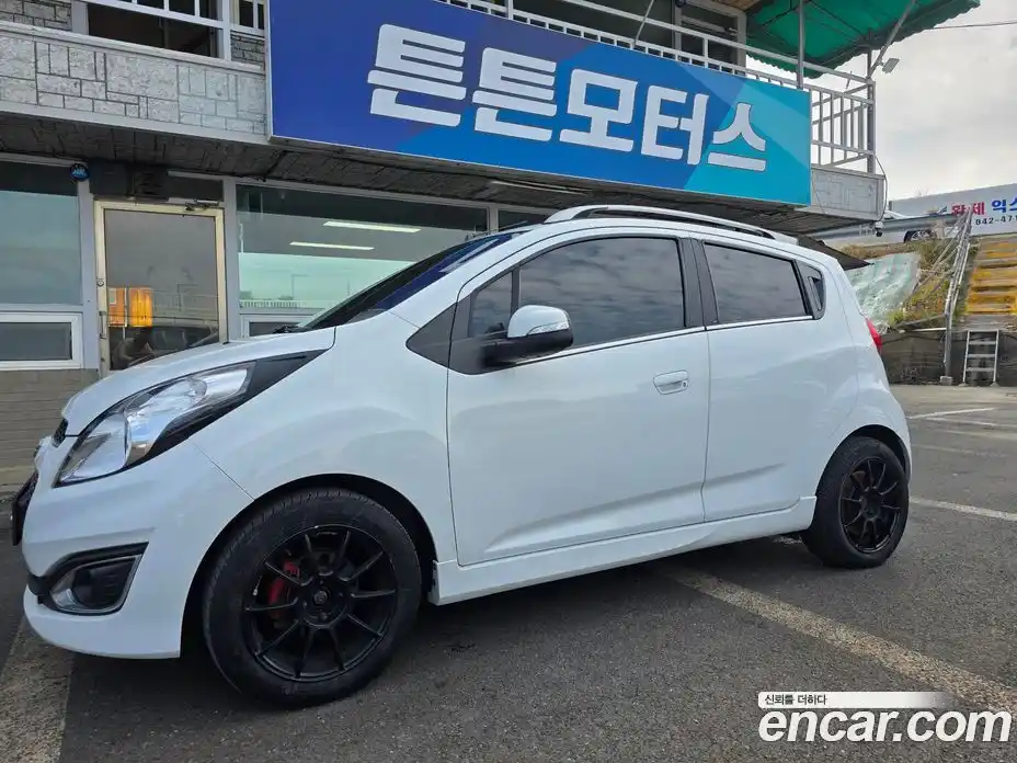 Chevrolet Spark 2014 1.0 Автомат в Москве № 102229, фото 1