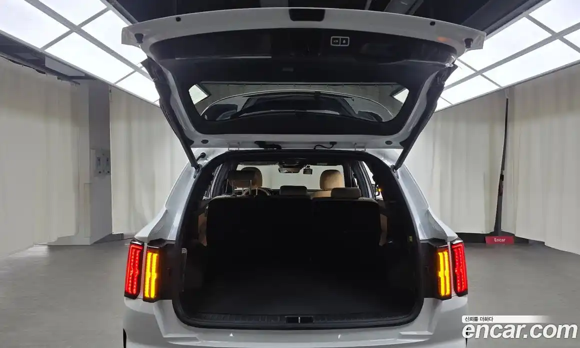 Kia Sorento 2023 1.6 Автомат в Москве № 108455, фото 20