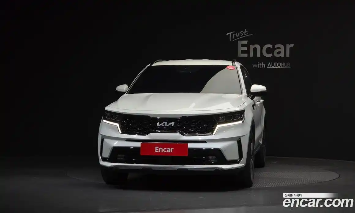 Kia Sorento 2023 1.6 Автомат в Москве № 108455, фото 3