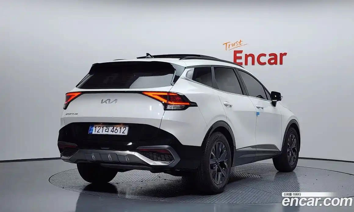 Kia Sportage 2022 1.6 Автомат в Москве № 108528, фото 2