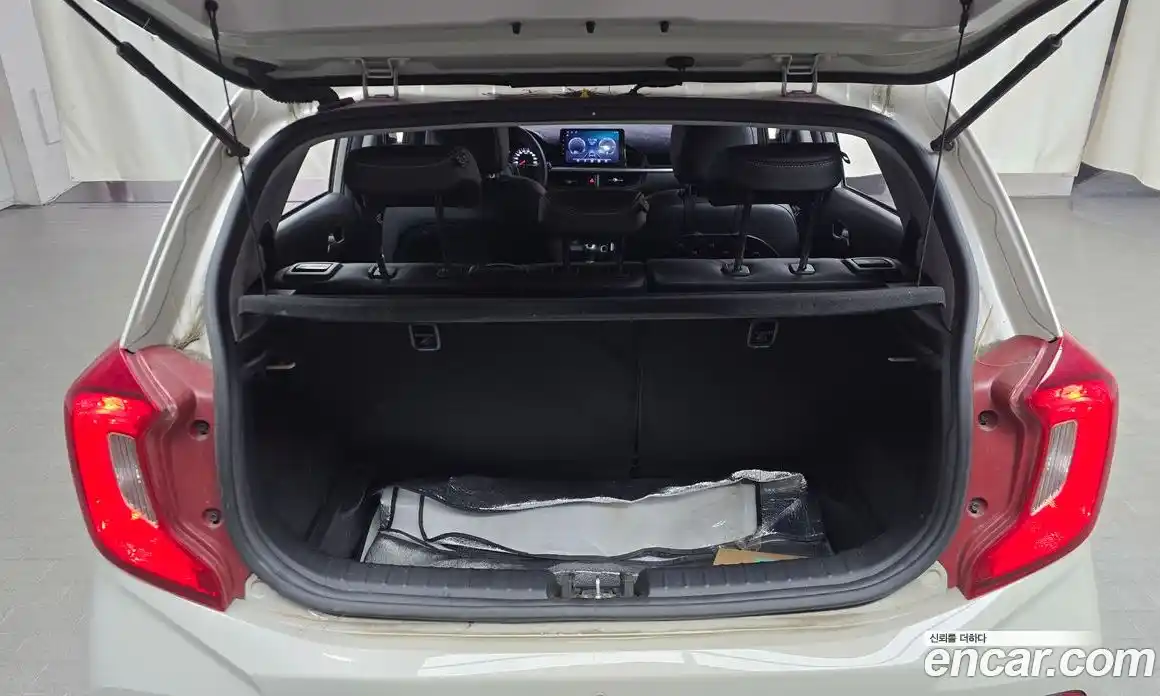 Kia Morning 2021 1.0 Автомат в Москве № 108645, фото 20