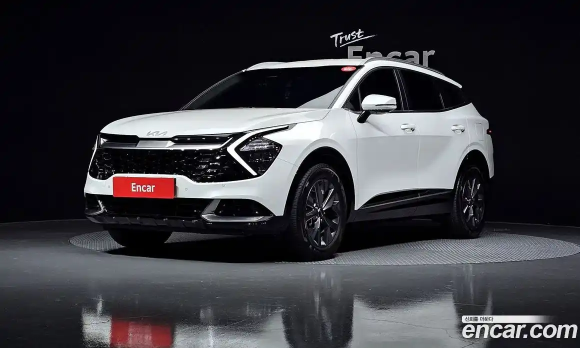 Kia Sportage 2023 1.6 Автомат в Москве № 108822, фото 1