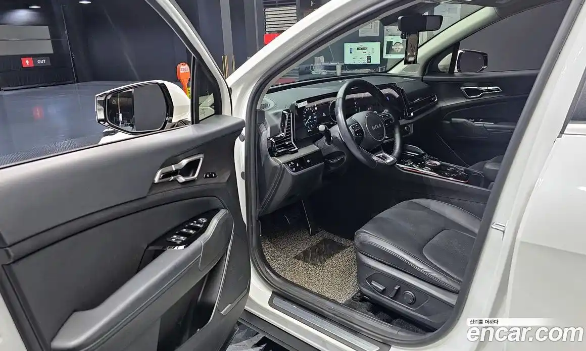 Kia Sportage 2023 1.6 Автомат в Москве № 108822, фото 11