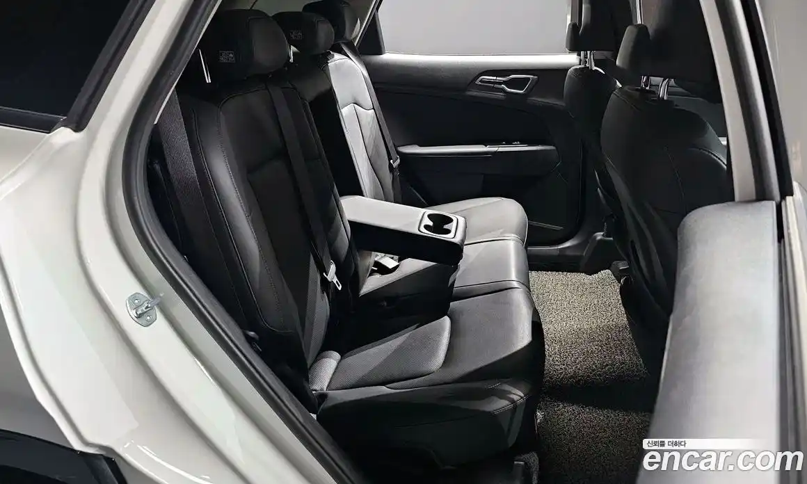 Kia Sportage 2023 1.6 Автомат в Москве № 108822, фото 12